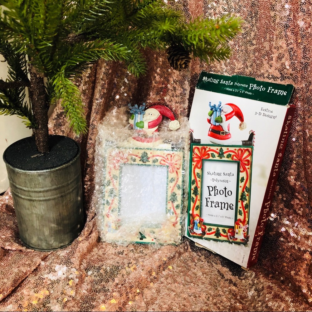 Skating Santa photo frame